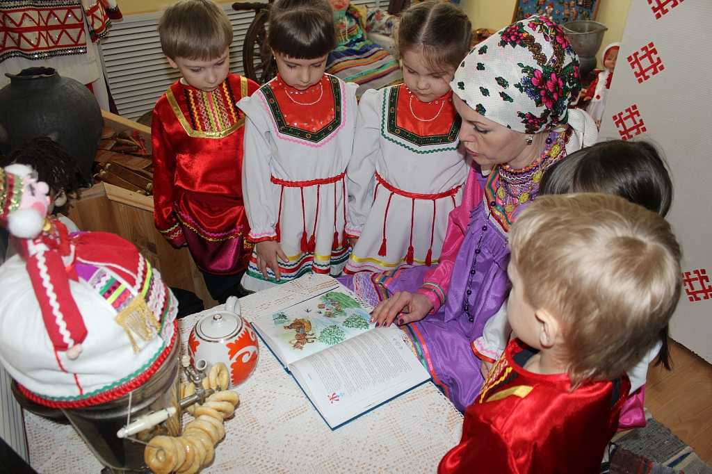 Беседа «обычаи и традиции русского народа». воспитателям детских садов, школьным учителям и педагогам - маам.ру